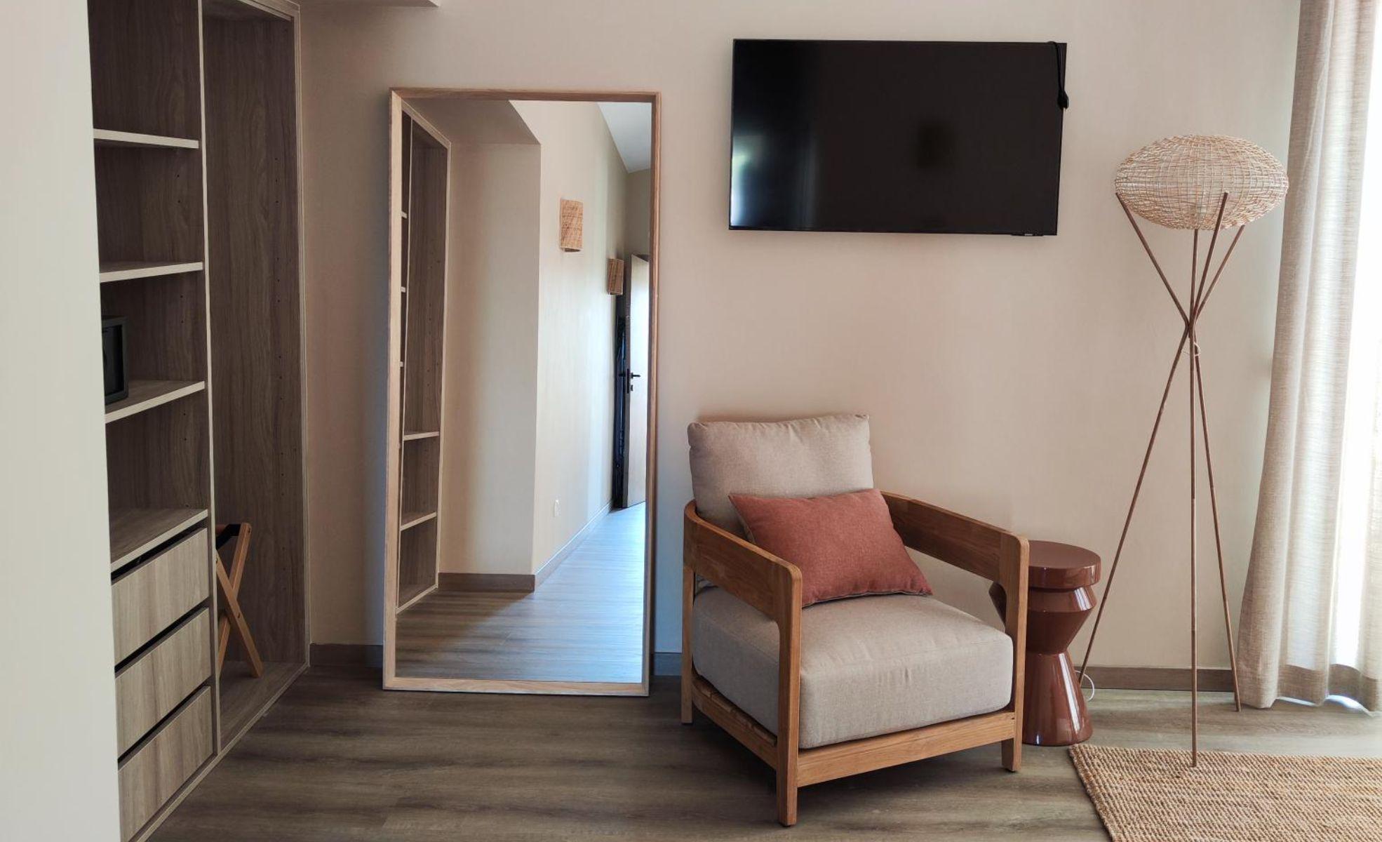 None  Hibiscus Carvoeiro