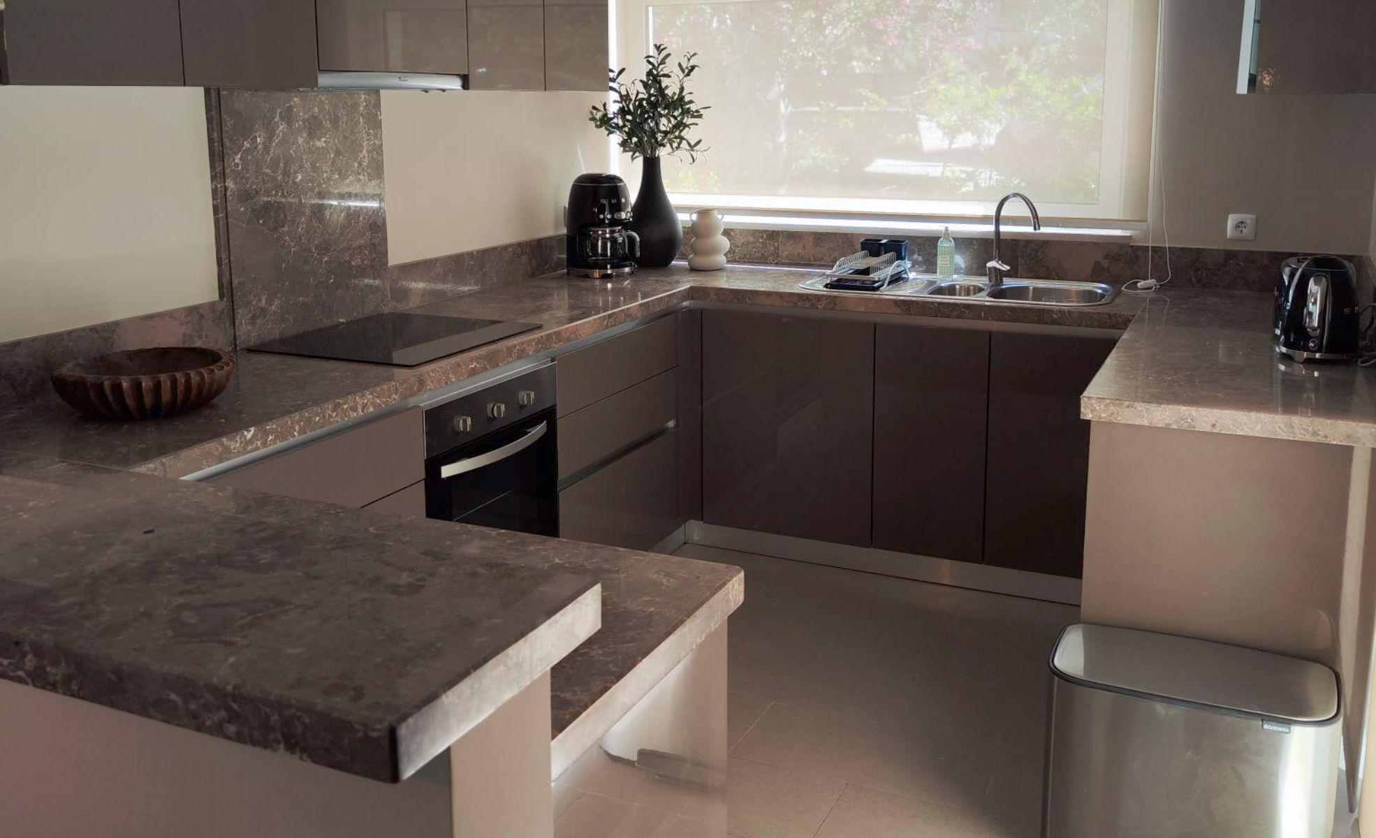 None  Hibiscus Carvoeiro