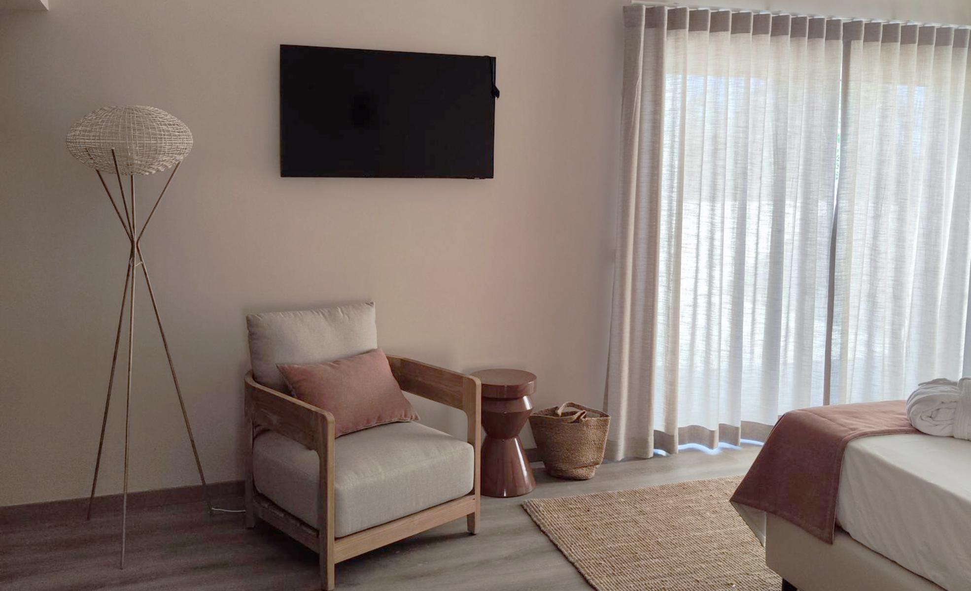 None  Hibiscus Carvoeiro